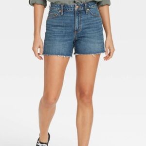 Women's Cut Off Denim Shorts Universal Threads Vintage Curvy